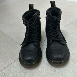 Dr. Marten’s Little Kids Boots size 1